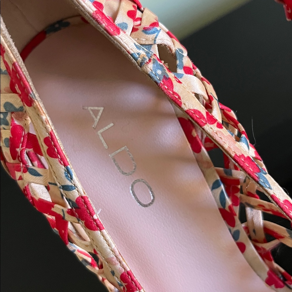 Aldo floral print peep-toe basket weave platform heels - Picture 4 of 13